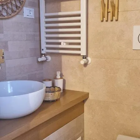 Domusrebire Pensjonat 4*