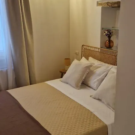 Domusrebire 4* مونوبولي