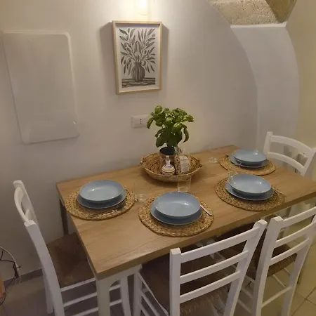 بيت ضيافة Domusrebire مونوبولي